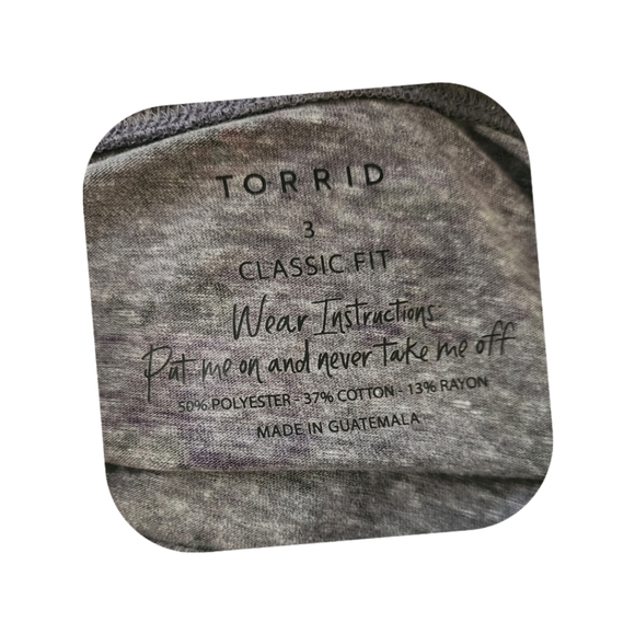 Torrid Classic Fit Floral Tee - Size 3 - Picture 4 of 4